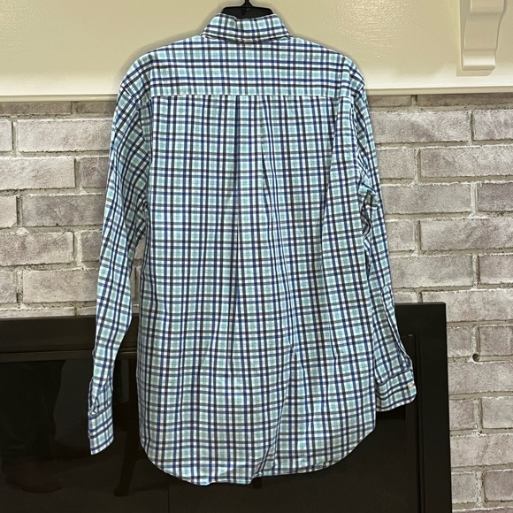 Vineyard Vines - Picture 2 of 2